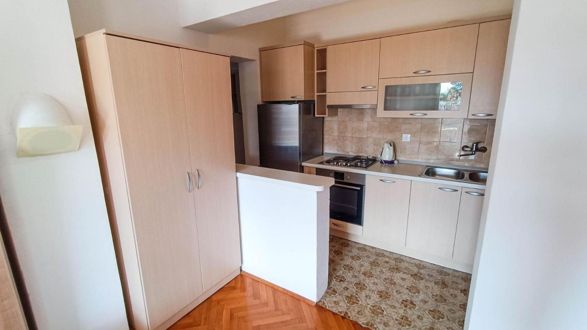 Apartments Ines - 15 Meters From The Beach Проманья Экстерьер фото